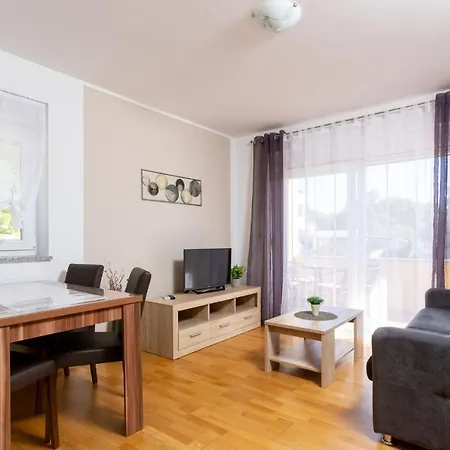 Apartment Tina